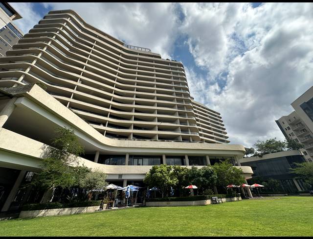 51M² OFFICE TO LET IN SANDTON CENTRAL